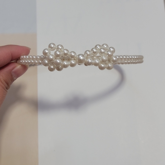 4pcs. Pearl Beaded Metal Headbands - Picture 5 of 5